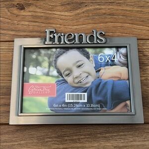 ❌TEMPORARILY UNAVAILABLE❌ ‘Friends' Sentiment Picture Frame in Brushed Pewter